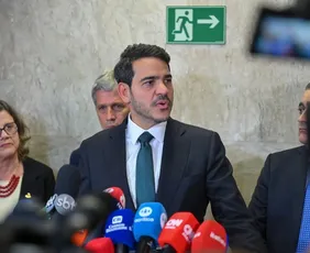 Imagem ilustrativa da imagem Entenda rejeição de Messias para vaga no STF e o que acontece agora