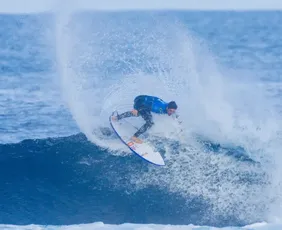 Imagem ilustrativa da imagem Gabriel Medina é vice em Margaret River e assume a liderança da WSL 2026