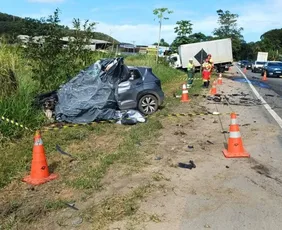 Imagem ilustrativa da imagem Homem morre após colisão envolvendo três veículos na BR-101 em Iconha