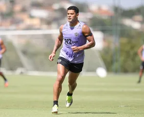 Imagem ilustrativa da imagem Hulk treina separado, desfalca Atlético-MG na Sula e deve se reunir com Diretoria