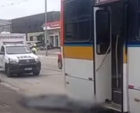 Imagem ilustrativa da imagem Idosa morre após cair sob rodas de ônibus na Avenida Norte, na Encruzilhada