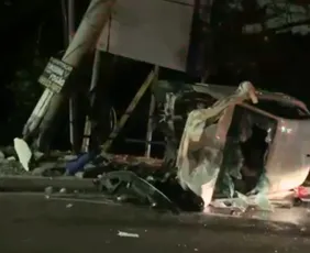 Imagem ilustrativa da imagem Motorista é preso por conduzir embriagado após carro capotar em Vitória