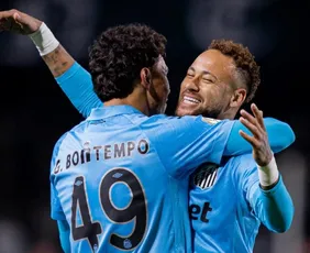 Imagem ilustrativa da imagem Neymar faz jogo morno, Santos elimina Coritiba e está nas oitavas da Copa do Brasil
