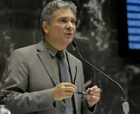 Imagem ilustrativa da imagem Prefeito de Governador Valadares (MG) é cassado em processo de impeachment