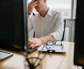 Imagem ilustrativa da imagem Regra do governo sobre saúde mental no trabalho entra em vigor neste mês