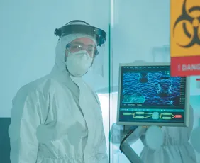 Imagem ilustrativa da imagem Surto de ebola pode se espalhar e chegar ao Brasil?