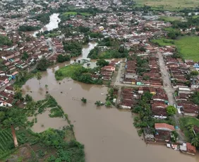Imagem ilustrativa da imagem Timbaúba mobiliza abrigos após transbordamento do Rio Tiuma e 115 desalojados