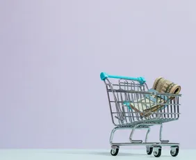 Imagem ilustrativa da imagem Veja o que muda com o fim da 'taxa das blusinhas'