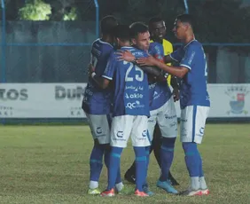Imagem ilustrativa da imagem Vitória bate o Audax São Mateus e embala para decisão na Série D