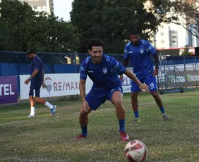 Imagem ilustrativa da imagem Vitória enfrenta o Serra e pode voltar à liderança da Copa Espírito Santo