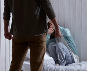 Imagem ilustrativa da imagem 2 a cada 3 mulheres atendidas por violência doméstica já sofreram outras agressões