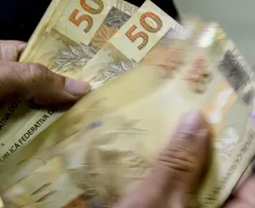 Imagem ilustrativa da imagem 74% dos trabalhadores com consignado CLT têm dois ou mais empréstimos ativos