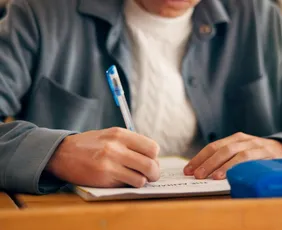 Imagem ilustrativa da imagem Apenas 10 alunos tiraram nota 1.000 na Redação do Enem