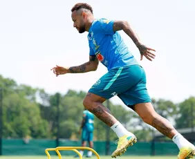 Imagem ilustrativa da imagem Após mal-estar com Neymar, CBF deixa de divulgar gravidade de lesões na Copa
