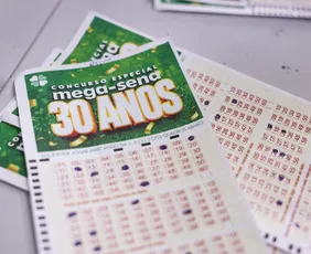 Imagem ilustrativa da imagem Apostas do Rio e de Fortaleza levam prêmio da Mega 30 anos