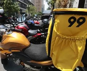 Imagem ilustrativa da imagem App 99 desenvolve tecnologia para monitorar motociclistas parceiros