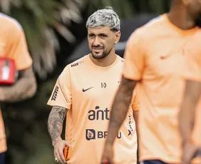 Imagem ilustrativa da imagem Arrascaeta desfalca o Uruguai na estreia da Copa do Mundo contra a Arábia Saudita