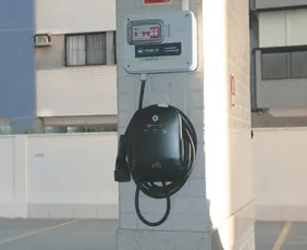 Imagem ilustrativa da imagem Assembleia aprova regras para instalar recarga de carro elétrico em prédios no ES