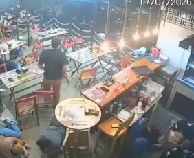 Imagem ilustrativa da imagem Atentado a tiros em loja de conveniência deixa três mortos e dois feridos no Paraná