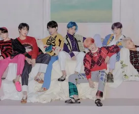 Imagem ilustrativa da imagem BTS desiste do Grammy 2027 e critica divisão da música por idioma