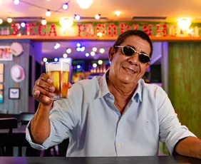 Imagem ilustrativa da imagem Bar do Zeca Pagodinho chega ao ES com samba, boteco e estreia confirmada