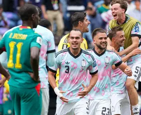 Imagem ilustrativa da imagem Bélgica repete milagre de 2018, busca virada improvável contra Senegal e avança