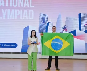 Imagem ilustrativa da imagem Brasileiro de 16 anos conquista recorde na Olimpíada Internacional de Economia
