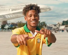 Imagem ilustrativa da imagem Capixaba Kael Santana lança funk sobre mulher e futebol