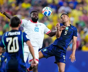 Imagem ilustrativa da imagem Casemiro destaca 'jogo perfeito' da seleção brasileira na Copa