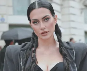 Imagem ilustrativa da imagem Cleo: “Minha fé não tem a ver com religião”