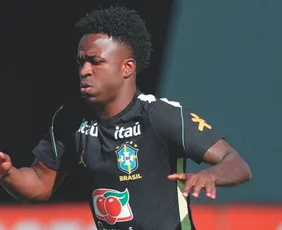 Imagem ilustrativa da imagem Com três mudanças, Brasil entra em campo contra o Haiti pelo Grupo C