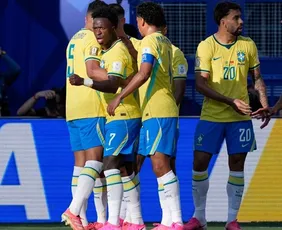 Imagem ilustrativa da imagem Como fica a situação do Brasil na Copa do Mundo ao fim da 1ª rodada do Grupo C
