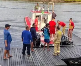 Imagem ilustrativa da imagem Embarcação com 19 pessoas naufraga, deixa um morto e 7 feridos no PR