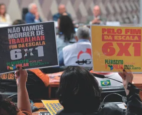 Imagem ilustrativa da imagem Empresas querem FGTS pela metade e INSS zerado para aderir ao fim da escala 6 x 1