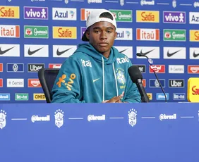 Imagem ilustrativa da imagem Endrick diz que aceita decisões de Ancelotti: 'Ele faz o melhor para o time'