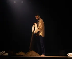 Imagem ilustrativa da imagem Espetáculo “Suspender o Céu” estreia em Vitória com reflexão sobre exaustão