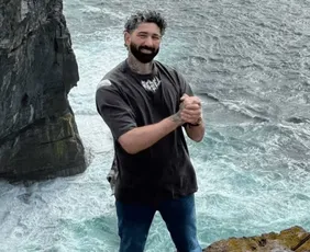 Imagem ilustrativa da imagem Ex-jogador brasileiro morre na Irlanda; família tenta trazer corpo