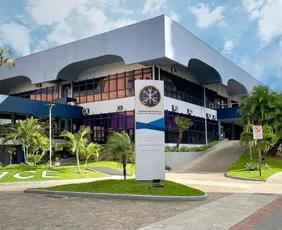 Imagem ilustrativa da imagem Ex-servidora tem de devolver 100 mil, decide Tribunal