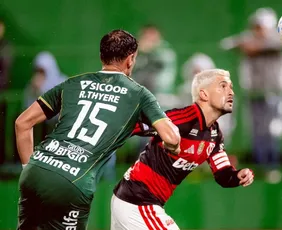 Imagem ilustrativa da imagem Flamengo derrapa pela 2ª vez após Copa do Mundo e terá 10 dias para 'recomeçar'