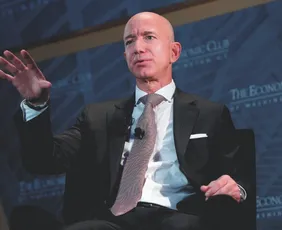 Imagem ilustrativa da imagem Fundador da Amazon: “IA vai ampliar a escassez de mão de obra”