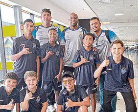 Imagem ilustrativa da imagem Garotada do Vitória inicia torneio nacional em Maceió