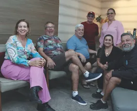 Imagem ilustrativa da imagem Grupo com mais de 100 ex-alunos revive adolescência em encontros no Parque Moscoso