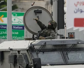 Imagem ilustrativa da imagem Israel e Irã rompem trégua após dois meses e voltam a trocar fogo