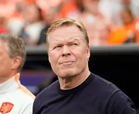 Imagem ilustrativa da imagem Koeman deixa comando da Holanda e cita drama pessoal