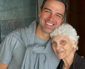 Imagem ilustrativa da imagem Mãe de Tadeu Schmidt, Dona Janira, morre aos 92 anos
