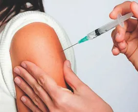Imagem ilustrativa da imagem Mais de 200 mil precisam tomar vacina contra HPV