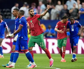 Imagem ilustrativa da imagem Marrocos vira diante do Haiti e avança ao mata-mata da Copa atrás do líder Brasil