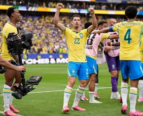 Imagem ilustrativa da imagem Martinelli se sobrepõe a novatos e vira herói improvável do Brasil na Copa do Mundo