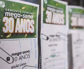 Imagem ilustrativa da imagem Mega-Sena especial de 30 anos: confira os números sorteados neste domingo