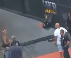 Imagem ilustrativa da imagem Morre segunda vítima de ataque a tiros dentro de lava jato em Vitória
